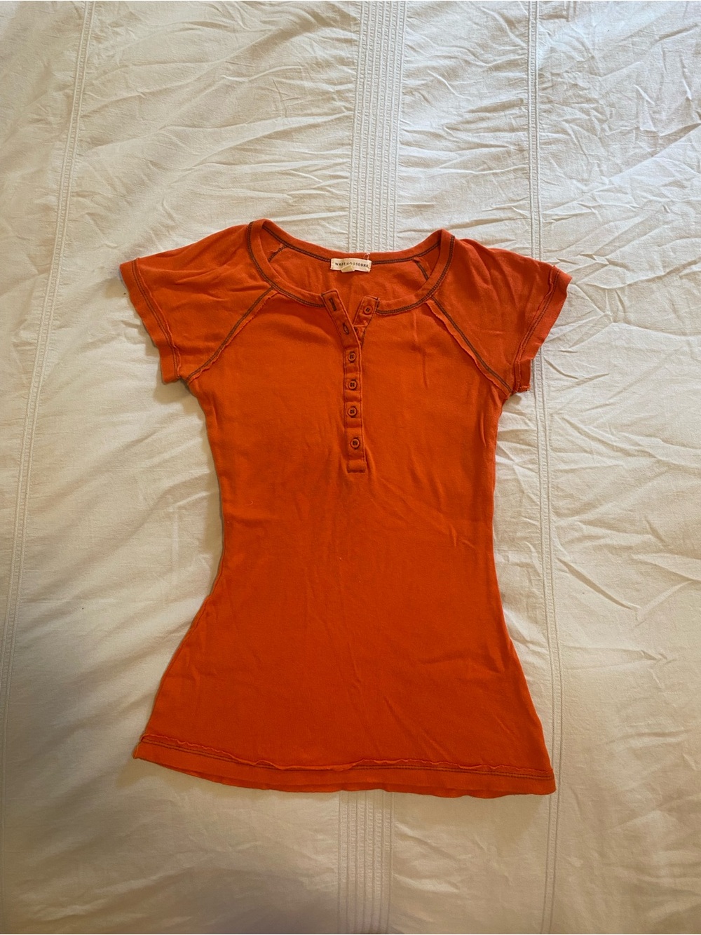 Y2K/90s fitted Henley top